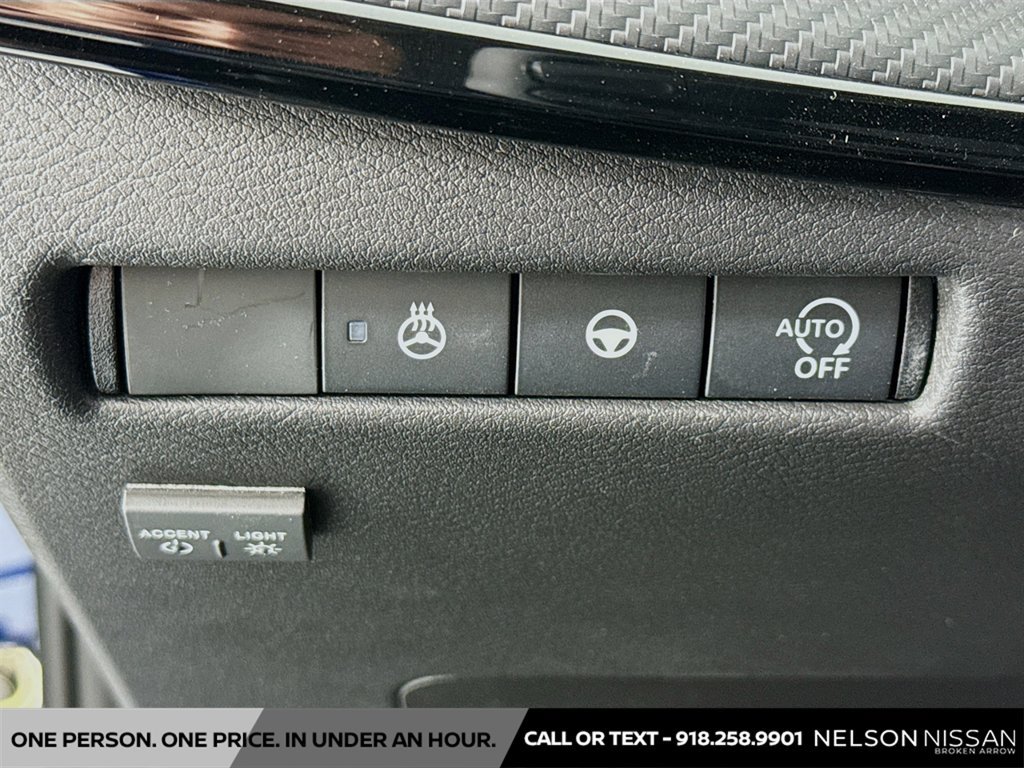 New 2026 Nissan Kicks SR w/ SR Premium Package FWD image 10