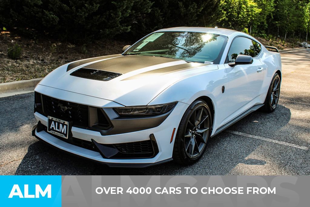 Used 2025 Ford Mustang Dark Horse RWD image 3