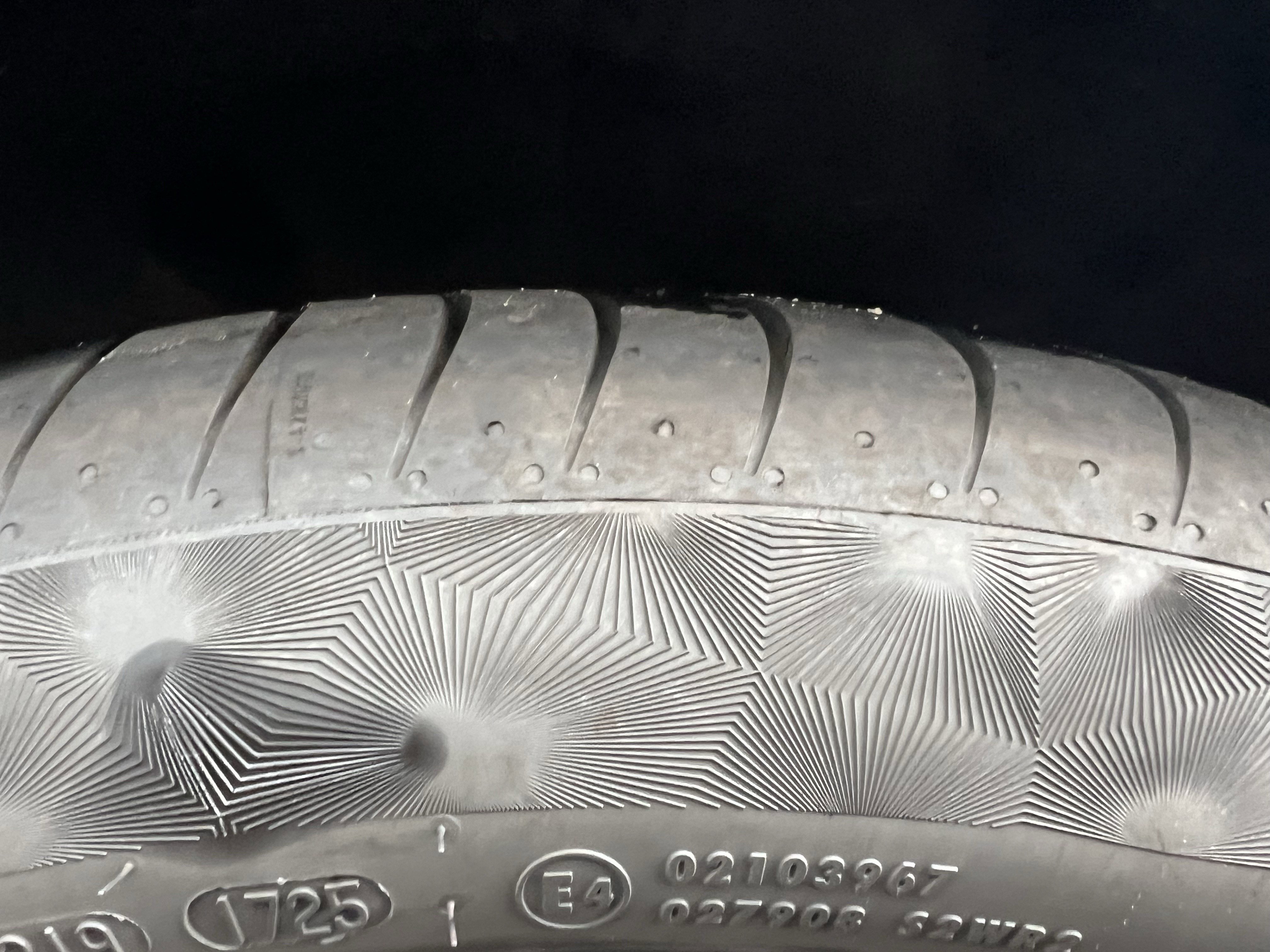 Used 2021 BMW X7 M50i w/ Dynamic Handling Package image 12