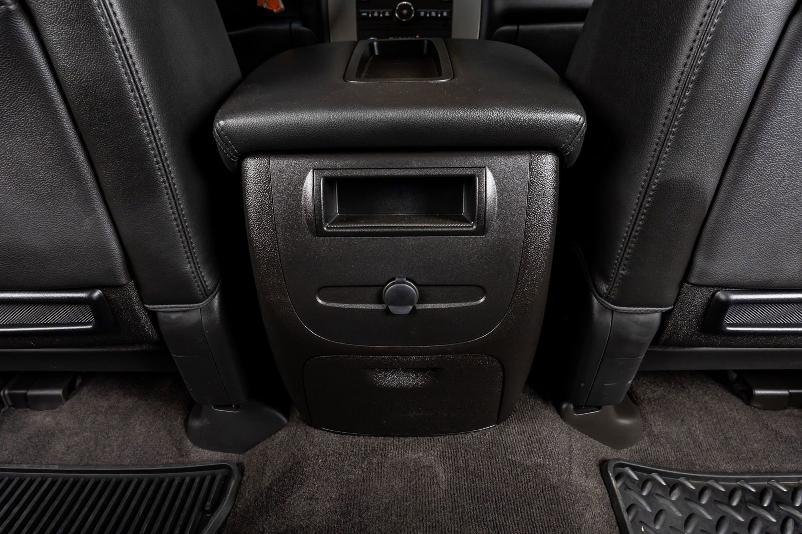 Used 2014 Chevrolet Silverado 2500 LTZ w/ LTZ Plus Package image 30