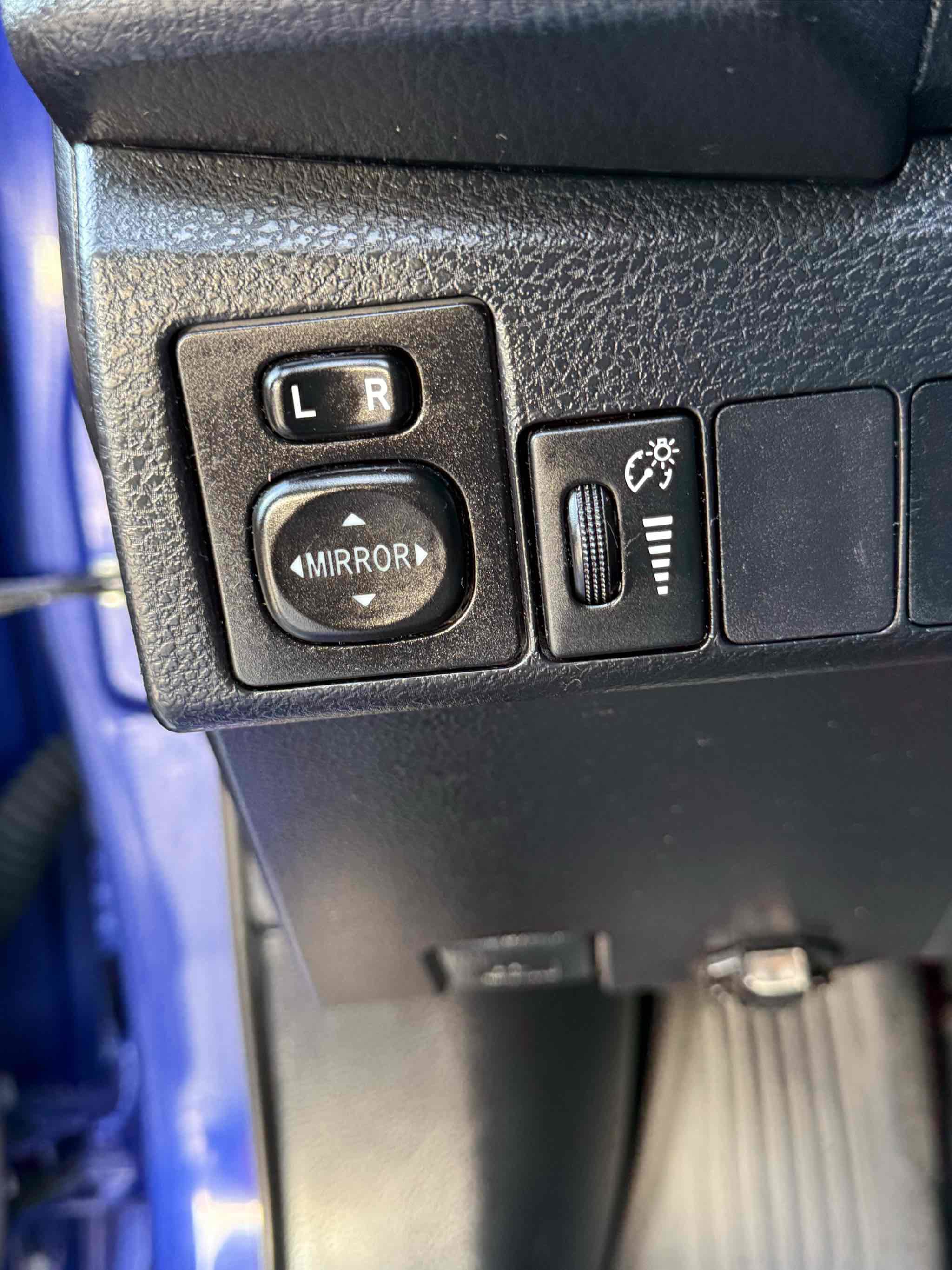 Used 2016 Toyota Corolla S FWD image 79