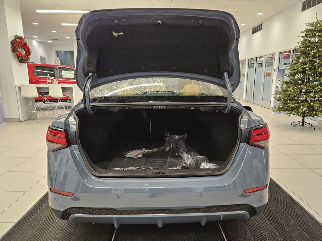 New 2025 Nissan Sentra SV w/ SV Premium Package image 9
