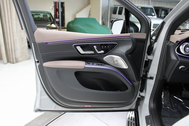 Used 2024 Mercedes-Benz EQS 450+ 4MATIC SUV w/ AMG Line Exterior Package image 40