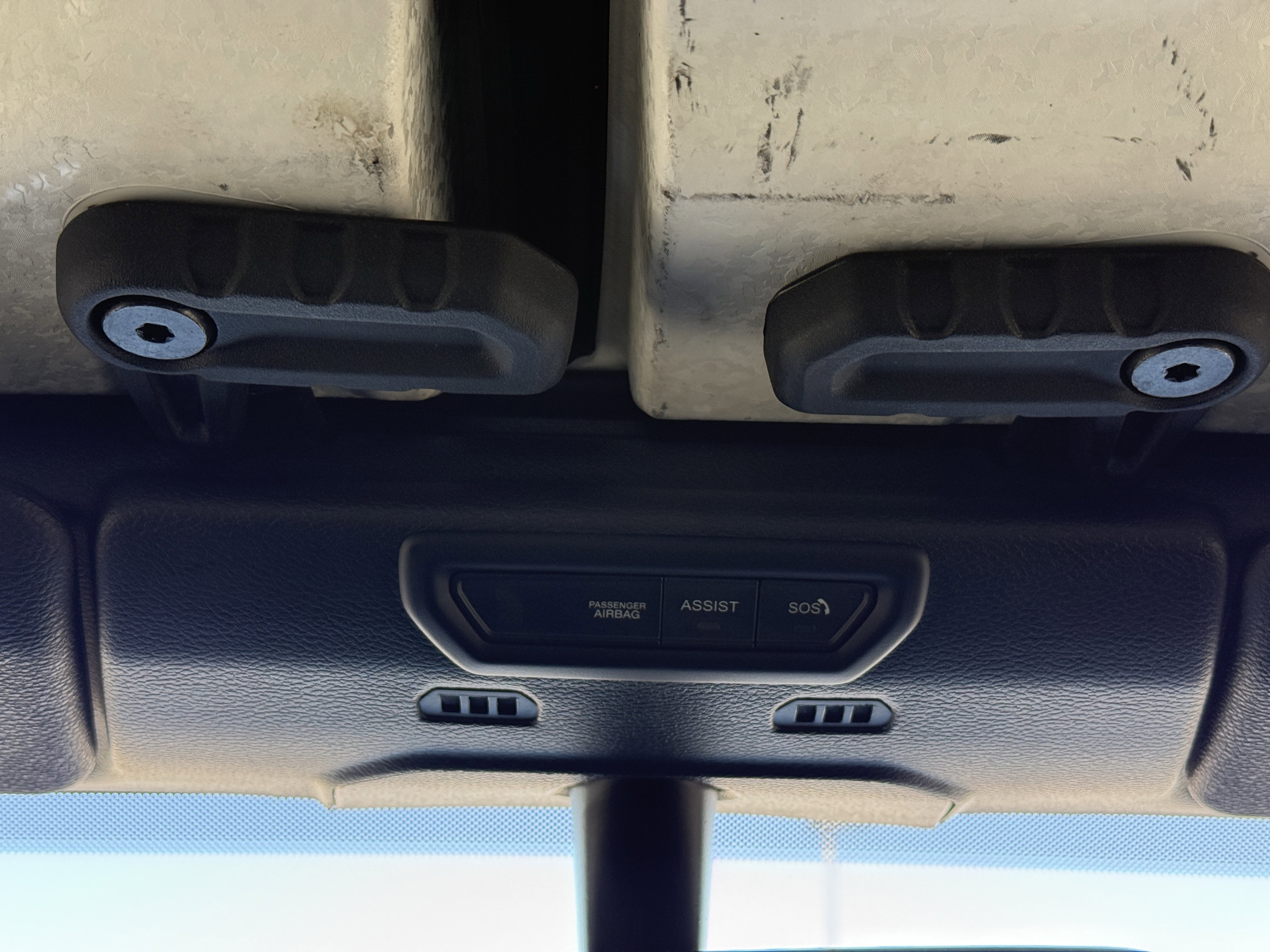 Used 2022 Jeep Gladiator Rubicon w/ Cold Weather Group image 29