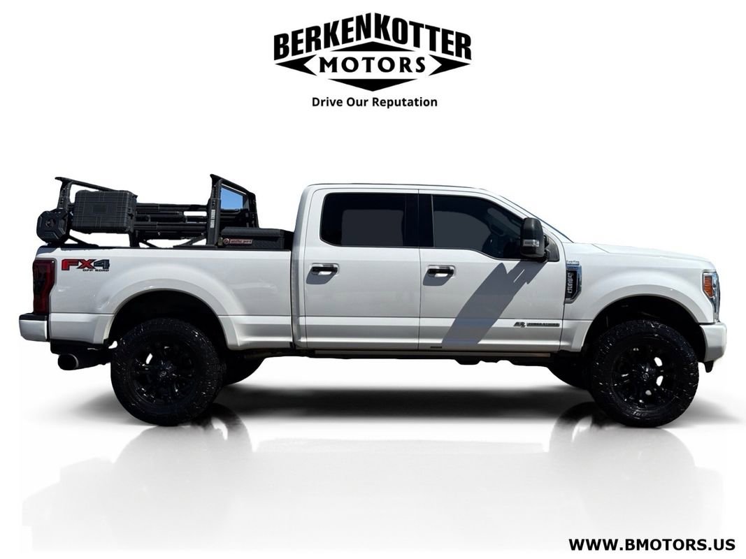 Used 2018 Ford F250 Platinum w/ Platinum Ultimate Package image 2