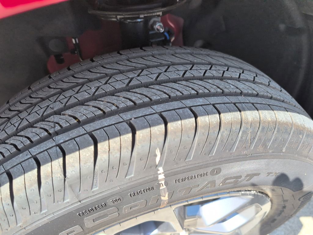 New 2026 Ford Maverick XLT FWD image 18