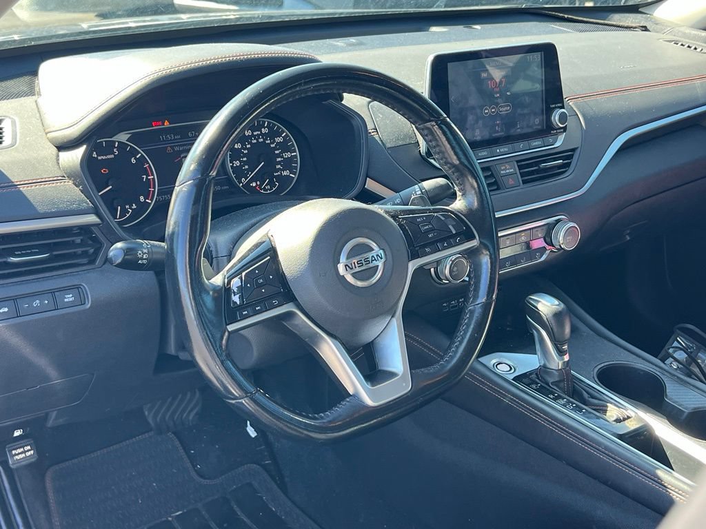 Used 2019 Nissan Altima 2.5 SR w/ SR Premium Package FWD image 11