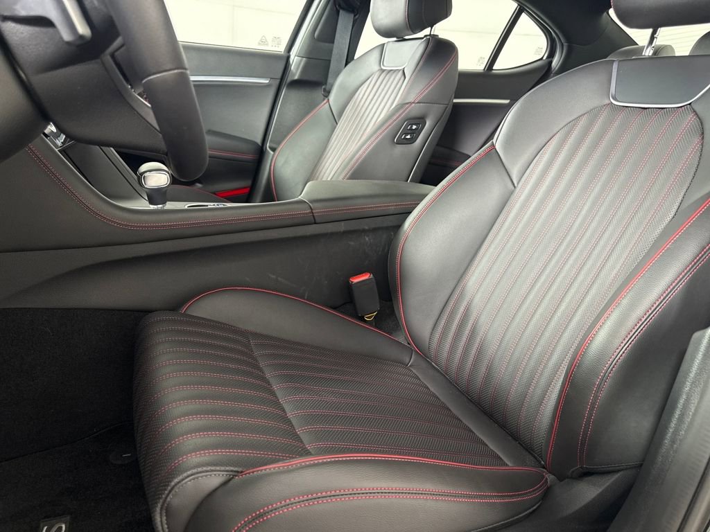 New 2025 Genesis G70 2.5T w/ Sport Prestige Package image 13