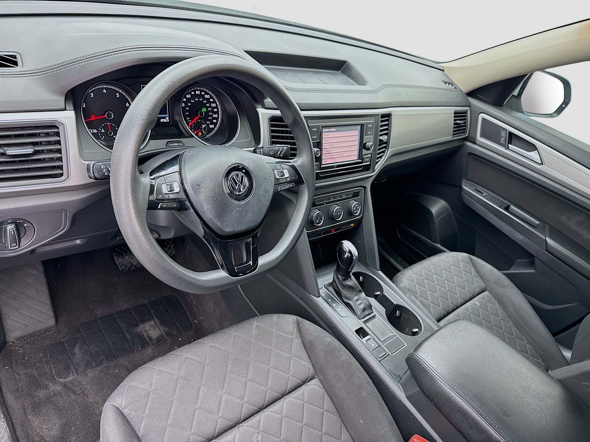 Used 2018 Volkswagen Atlas S FWD image 7