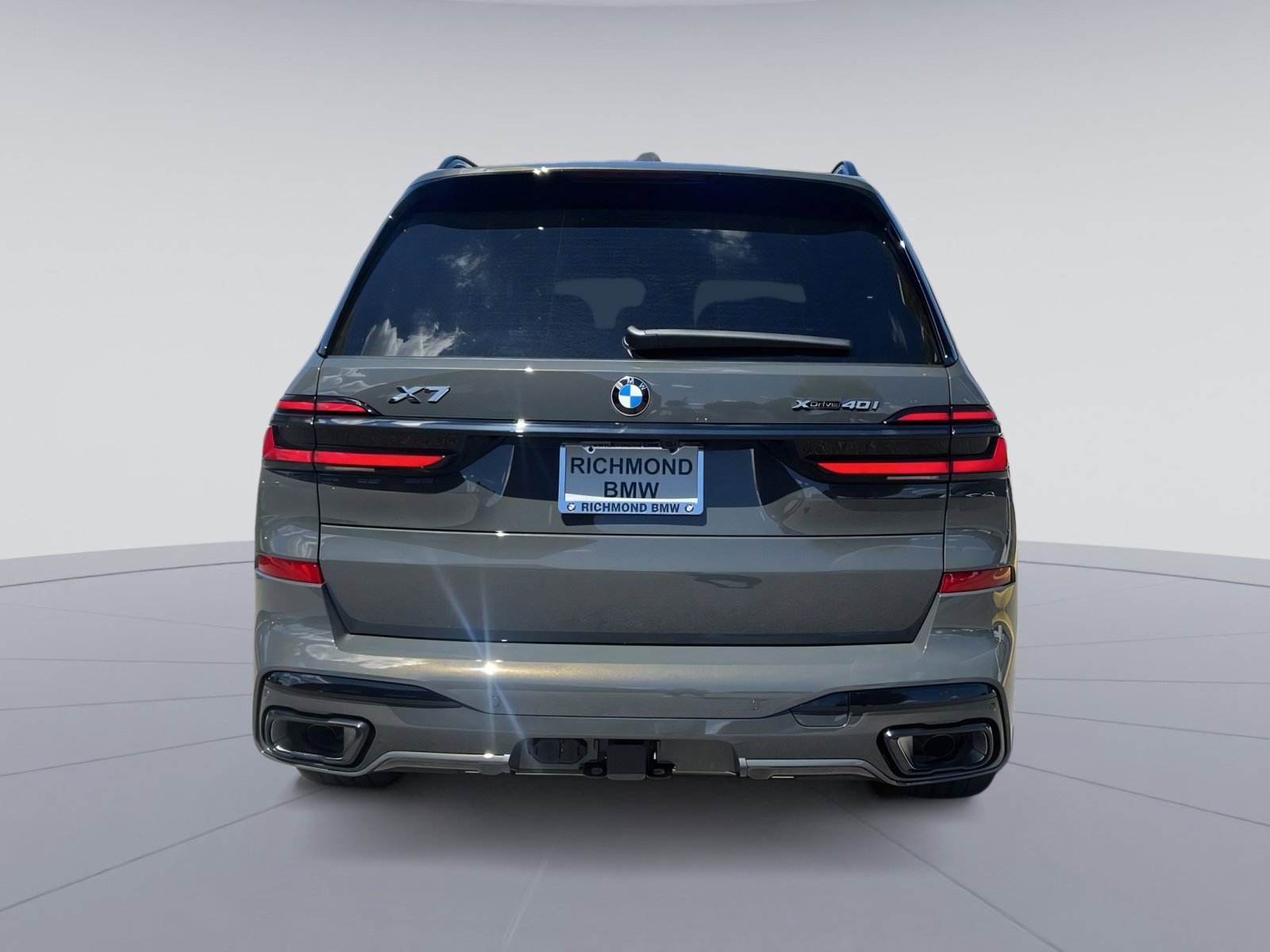 New 2026 BMW X7 xDrive40i w/ M Sport Package image 4