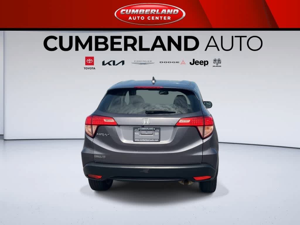 Used 2017 Honda HR-V LX image 7