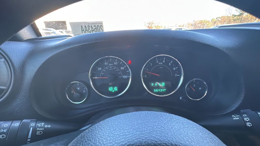 Used 2016 Jeep Wrangler Unlimited Sport image 18