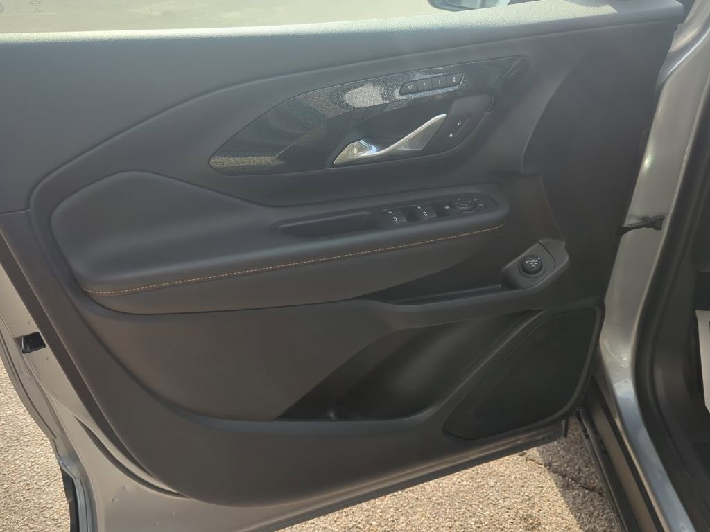 Used 2024 GMC Terrain AT4 w/ Tech Package image 24