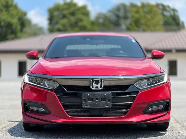 Used 2019 Honda Accord Sport image 2