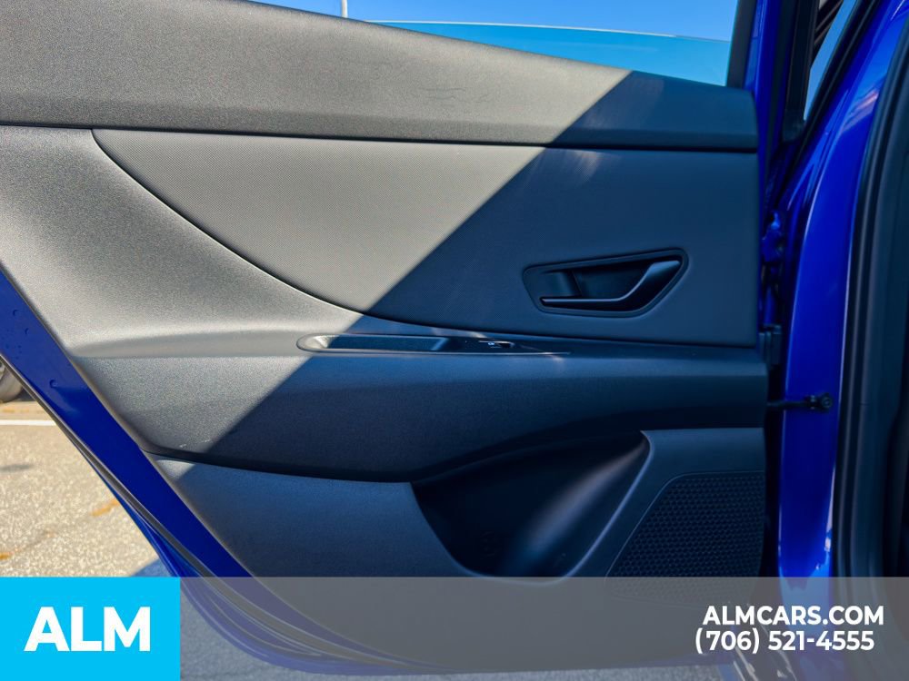 Used 2025 Hyundai Elantra Sport image 15