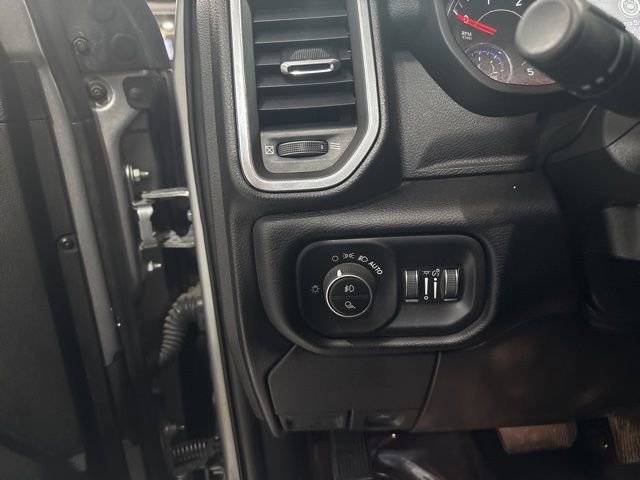 Used 2024 RAM 2500 Laramie image 15
