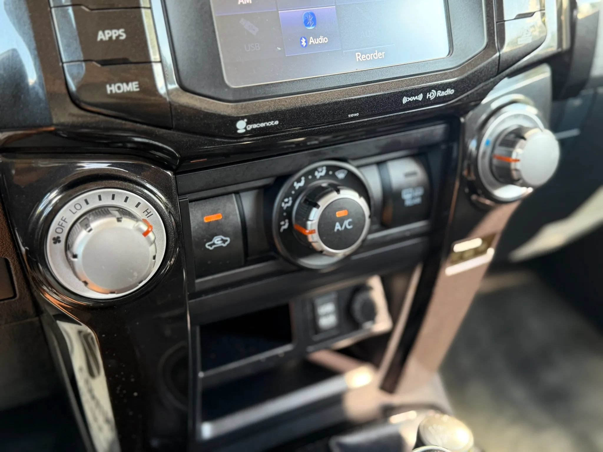 Used 2018 Toyota 4Runner TRD Off-Road AWD/4WD image 26