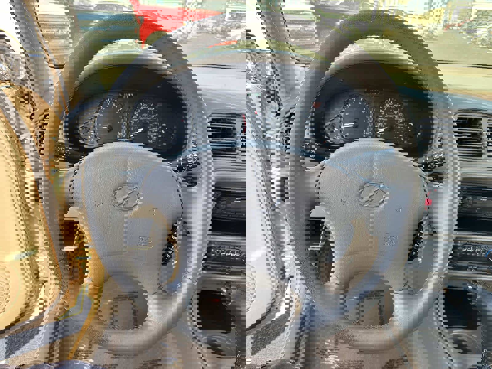 Used 2001 Oldsmobile Intrigue GX w/ Driver Control Pkg image 24