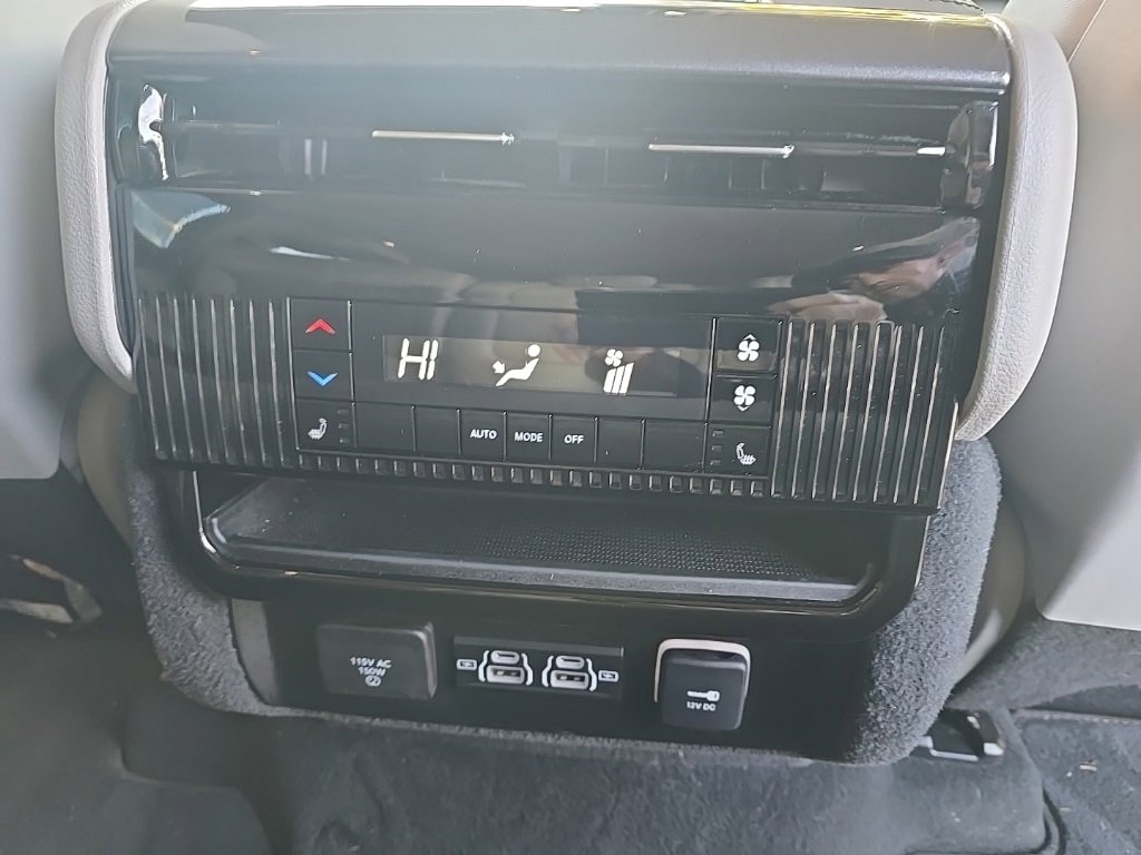 Used 2022 Jeep Wagoneer Series I w/ Convenience Group I image 15