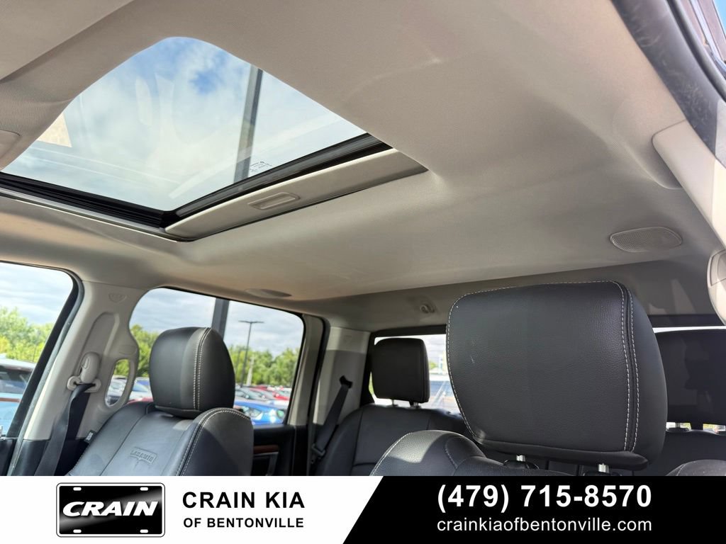 Used 2016 RAM 1500 Laramie w/ Convenience Group AWD/4WD image 21