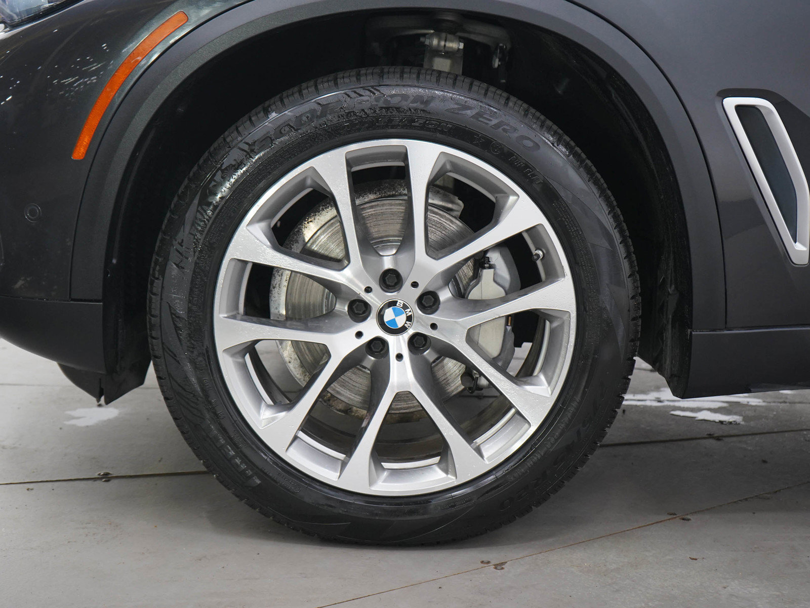 Used 2023 BMW X5 xDrive40i AWD/4WD image 30