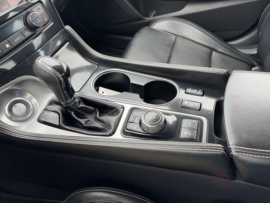 Used 2021 Nissan Maxima 3.5 SV w/ Floor Mat Group FWD image 21