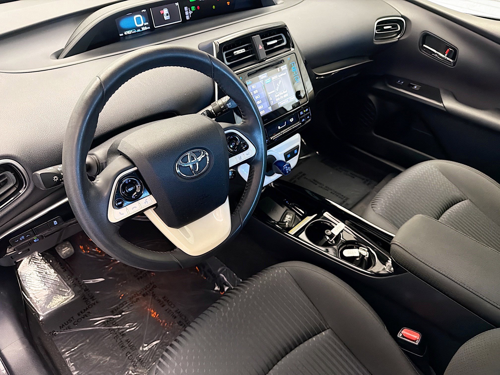 Used 2017 Toyota Prius Three w/ Carpet Mat Package FWD image 7