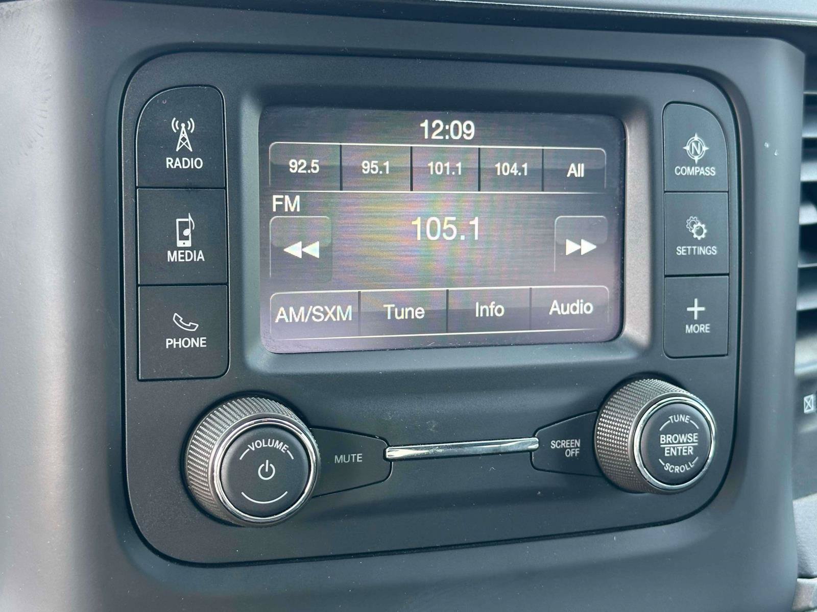 Used 2023 RAM 1500 Tradesman AWD/4WD image 23