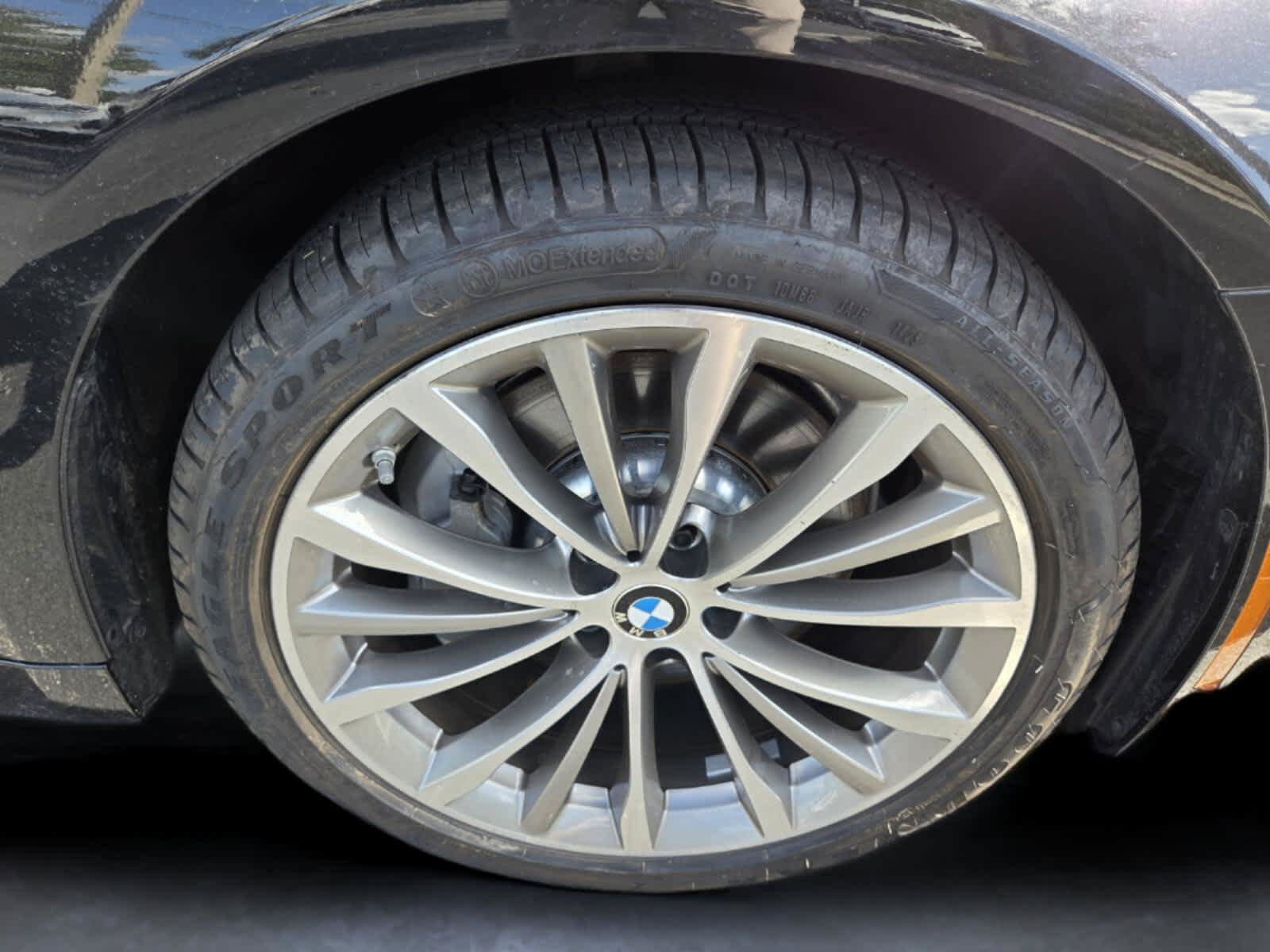 Certified 2023 BMW 530i xDrive w/ Premium Package AWD/4WD image 19