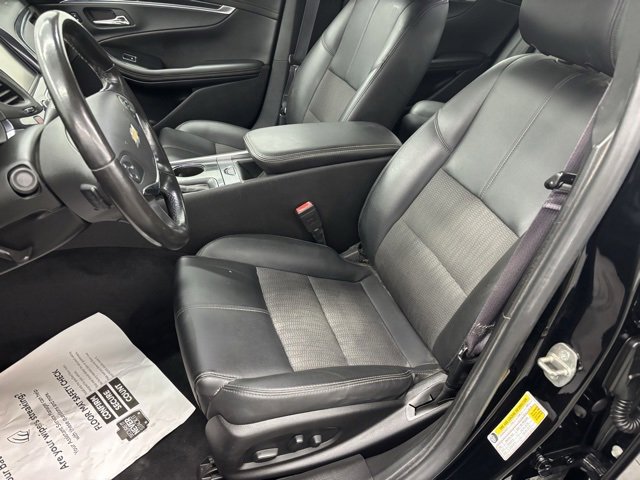 Used 2017 Chevrolet Impala LT image 11