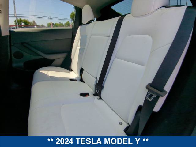 Used 2024 Tesla Model Y Performance AWD/4WD image 20