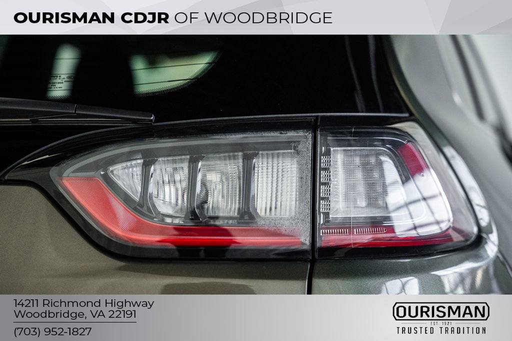 Certified 2019 Jeep Cherokee Limited w/ Trailer Tow Group image 7