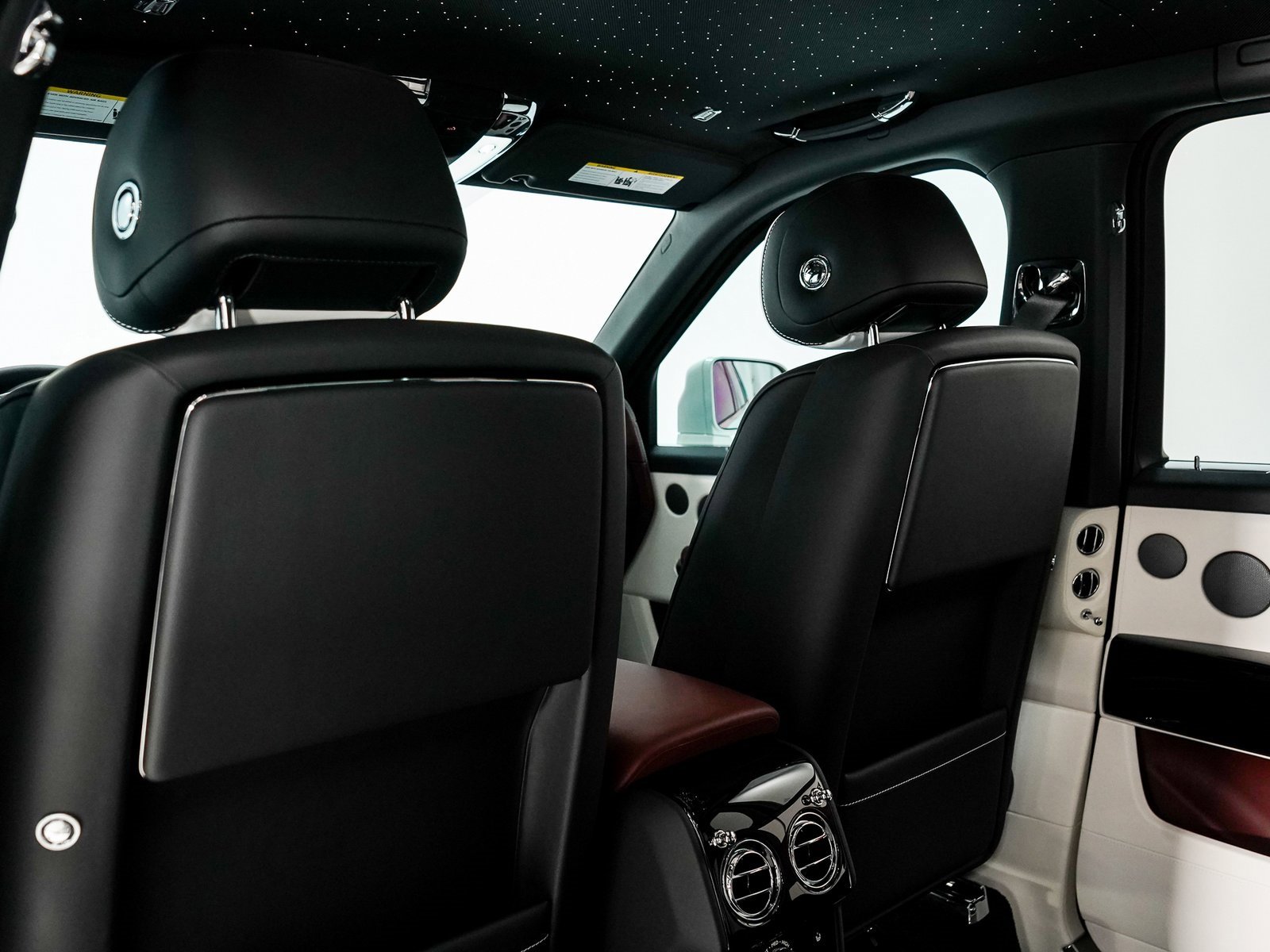 Certified 2025 Rolls-Royce Cullinan image 27