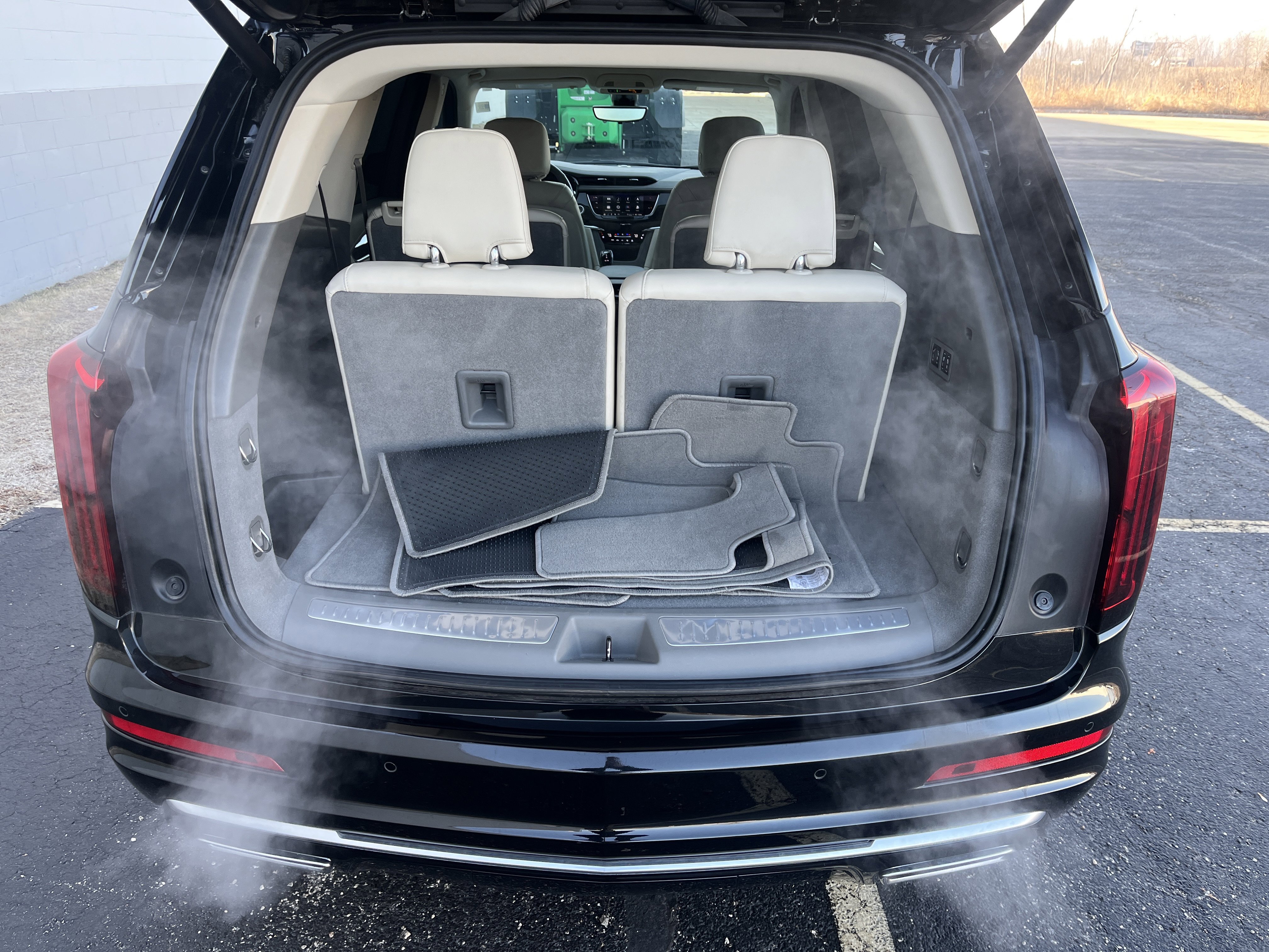 Used 2024 Cadillac XT6 Premium Luxury w/ Technology Package image 21