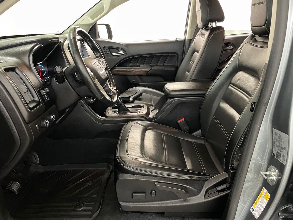 Used 2022 GMC Canyon Denali AWD/4WD image 7