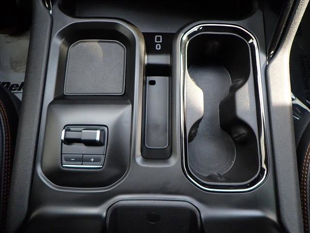 Used 2024 GMC Sierra 2500 AT4 w/ AT4 Premium Plus Package image 21