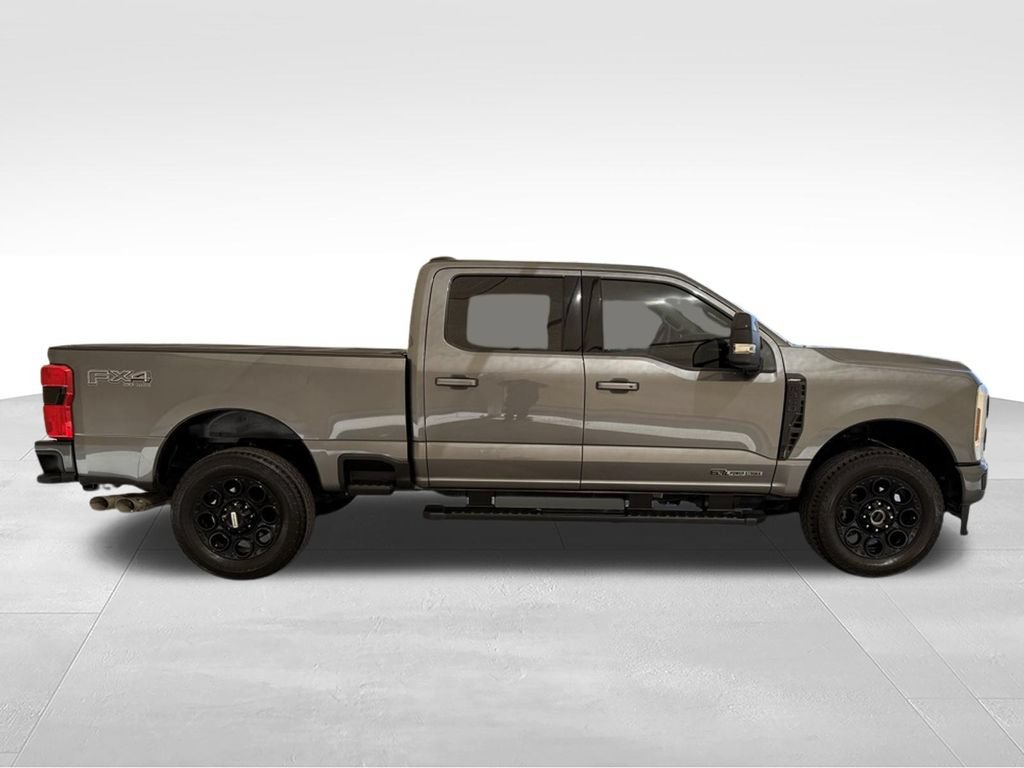 Used 2025 Ford F350 Lariat w/ Black Appearance Package AWD/4WD image 5