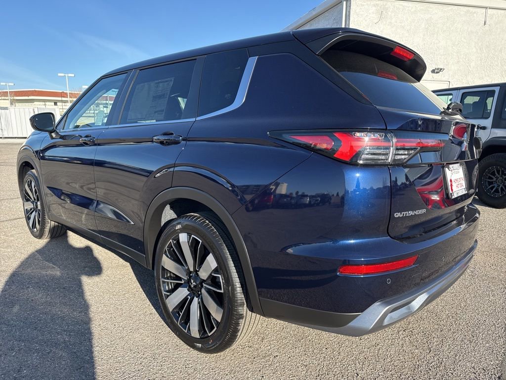 New 2026 Mitsubishi Outlander SE image 5