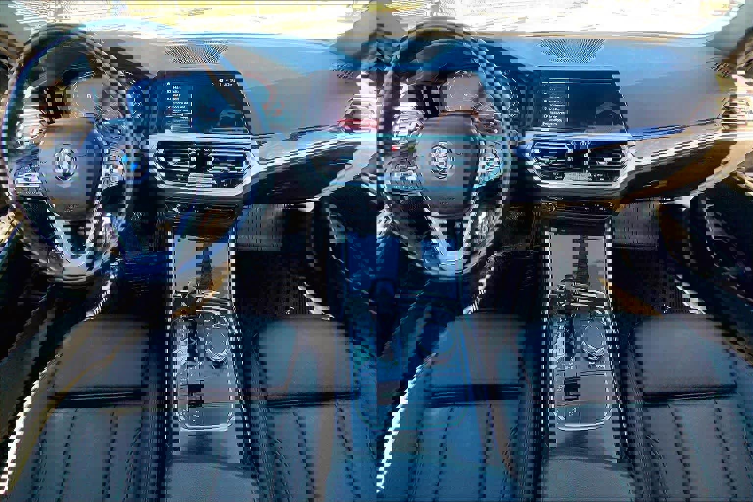 Used 2021 BMW 330i Sedan w/ Driving Assistance Package image 14