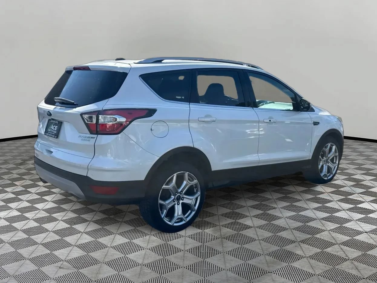 Used 2017 Ford Escape Titanium w/ Equipment Group 301A FWD image 5