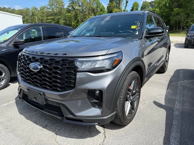Certified 2025 Ford Explorer ST-Line w/ ST-Line Street Pack AWD/4WD image 1