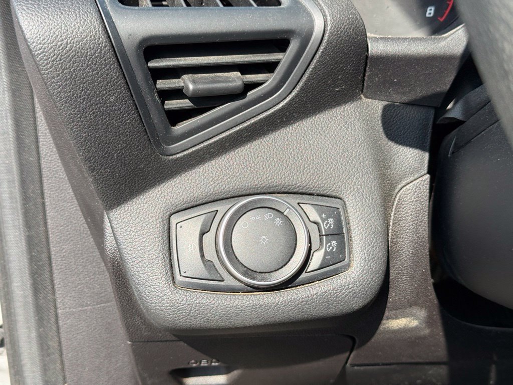 Used 2015 Ford Escape SE FWD image 18