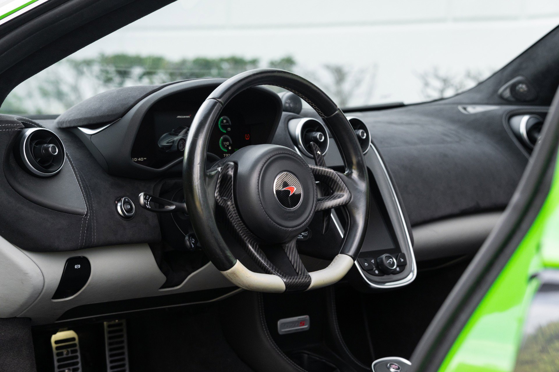 Used 2018 McLaren 570S Spider RWD image 5