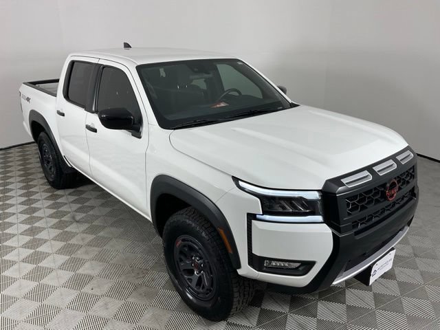 Used 2026 Nissan Frontier PRO-4X AWD/4WD image 12
