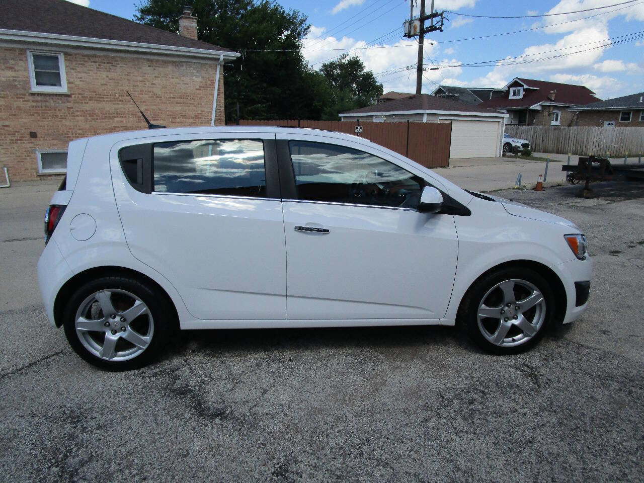 Used 2012 Chevrolet Sonic LTZ image 2