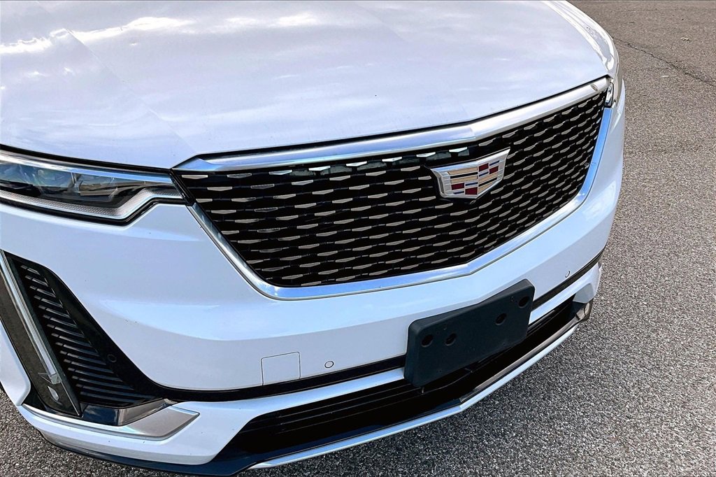 Used 2022 Cadillac XT6 Premium Luxury w/ Technology Package image 31