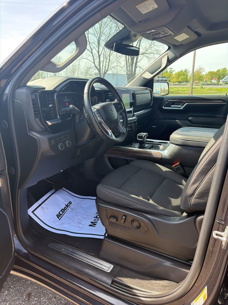 Used 2024 Chevrolet Silverado 1500 RST w/ All Star Edition Plus AWD/4WD image 13