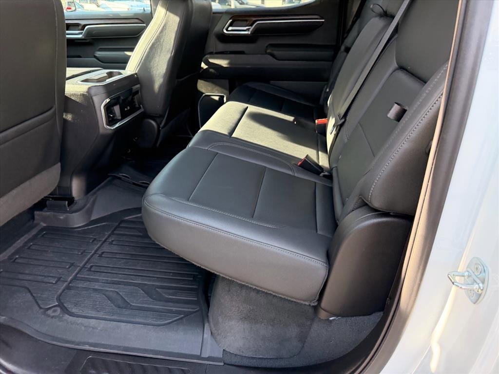 Used 2023 GMC Sierra 1500 SLT w/ SLT Premium Package image 13