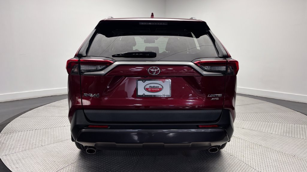 Used 2019 Toyota RAV4 Limited w/ Advanced Technology Package AWD/4WD image 38