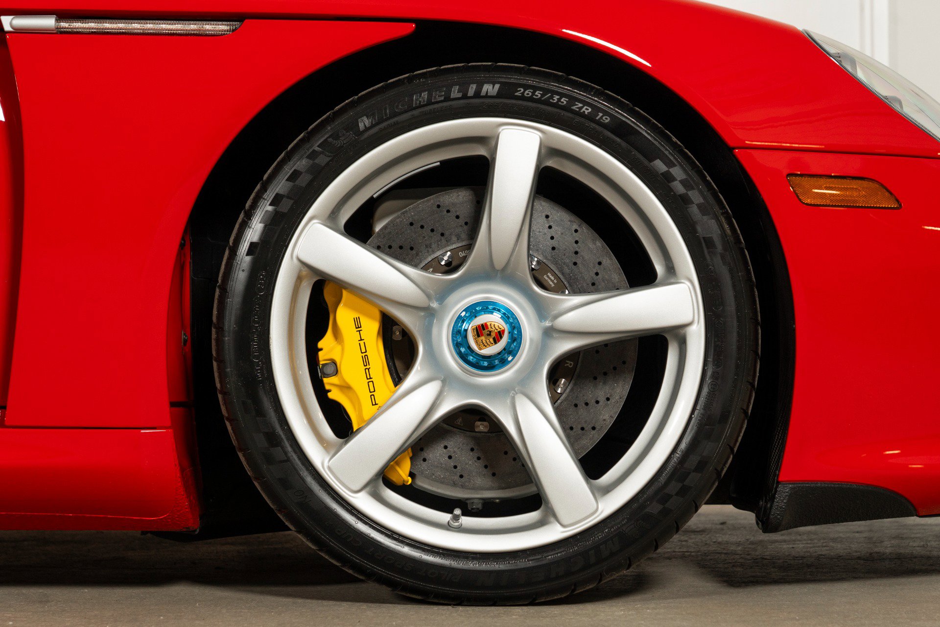 Used 2004 Porsche Carrera GT image 44